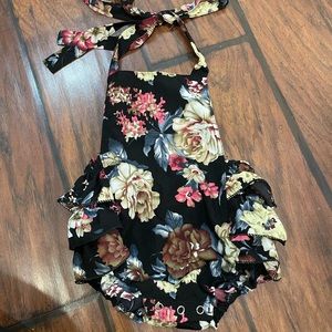 Cute floral romper black 6 months worn once